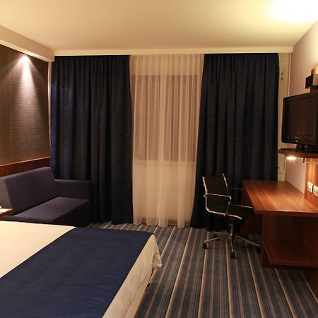 Holiday Inn Express Strasbourg - Sud By Ihg Geispolsheim Camera foto