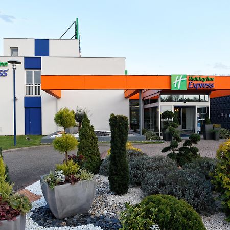 Holiday Inn Express Strasbourg - Sud By Ihg Geispolsheim Esterno foto