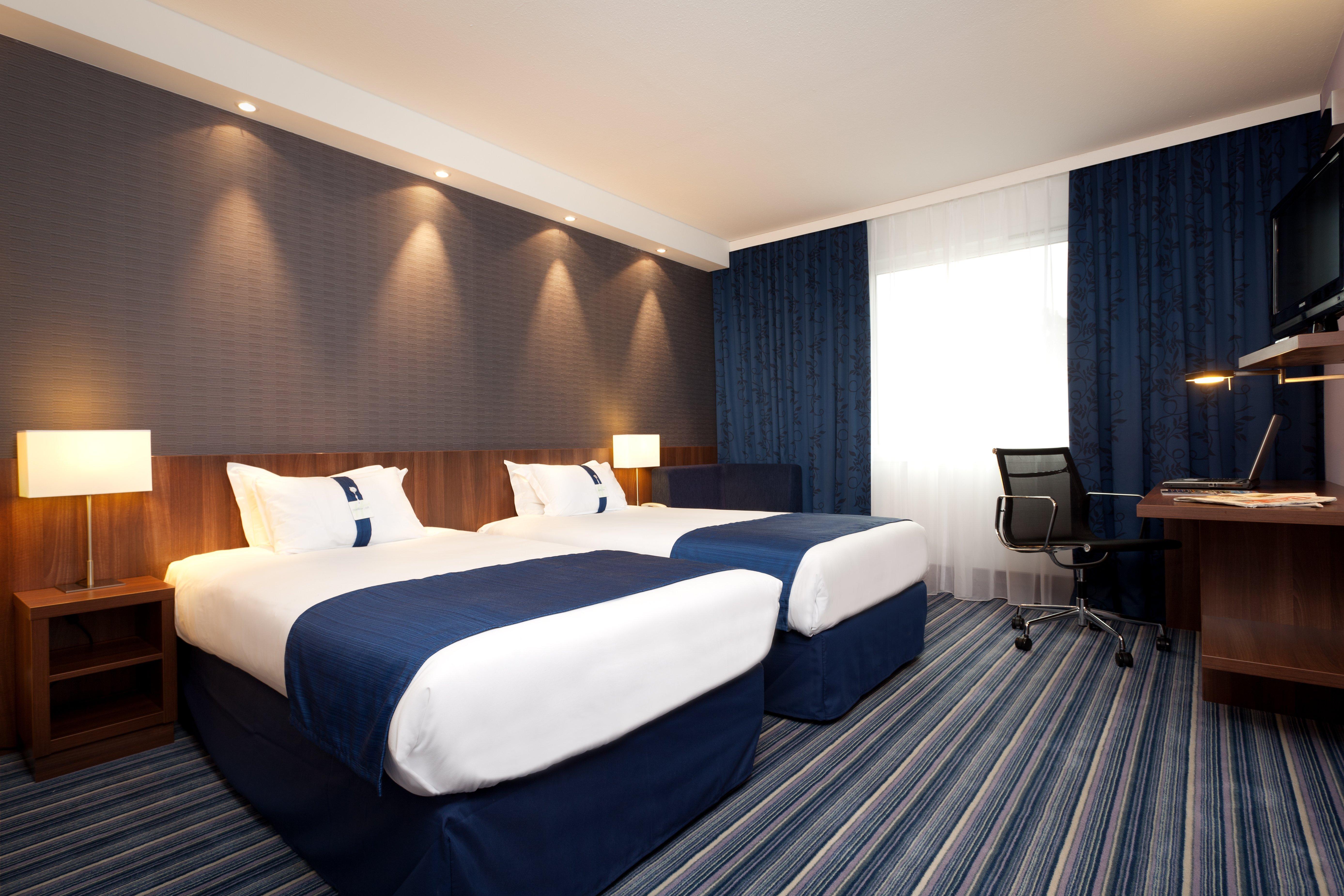 Holiday Inn Express Strasbourg - Sud By Ihg Geispolsheim Esterno foto