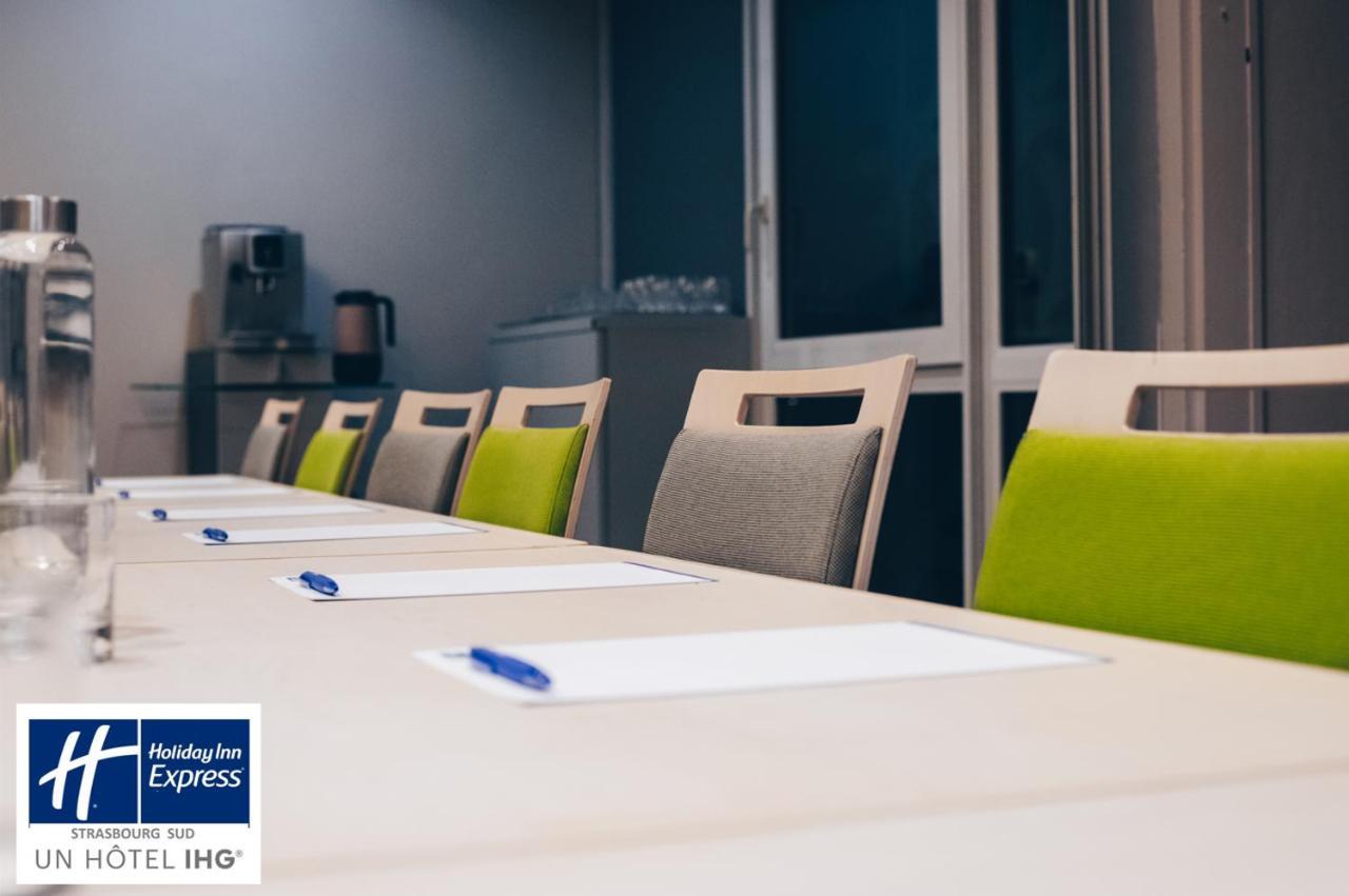 Holiday Inn Express Strasbourg - Sud By Ihg Geispolsheim Esterno foto