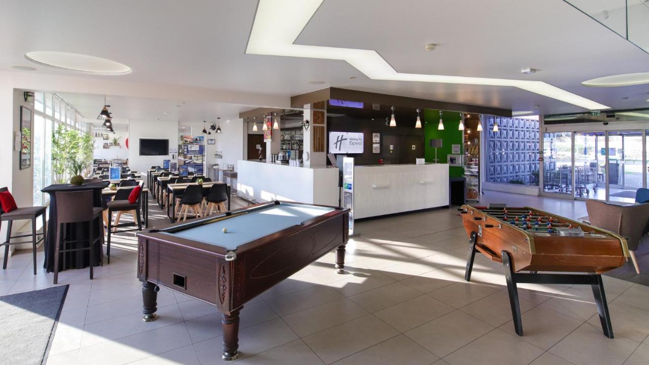 Holiday Inn Express Strasbourg - Sud By Ihg Geispolsheim Esterno foto