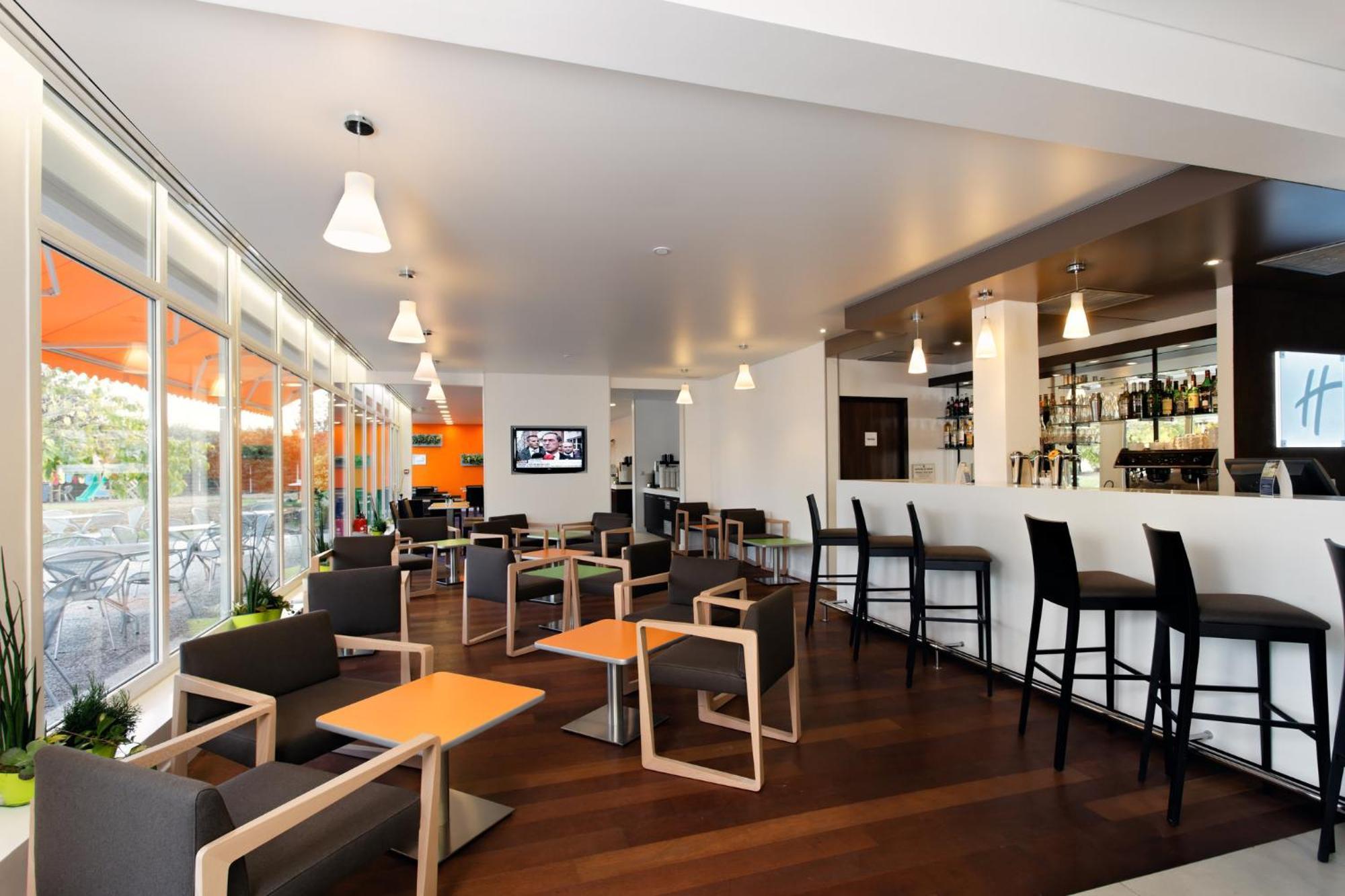 Holiday Inn Express Strasbourg - Sud By Ihg Geispolsheim Esterno foto