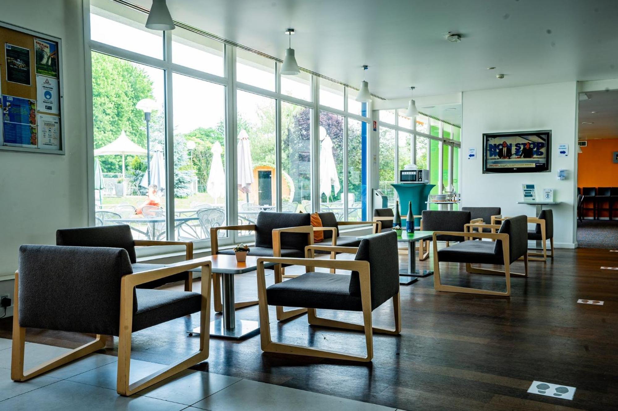 Holiday Inn Express Strasbourg - Sud By Ihg Geispolsheim Esterno foto