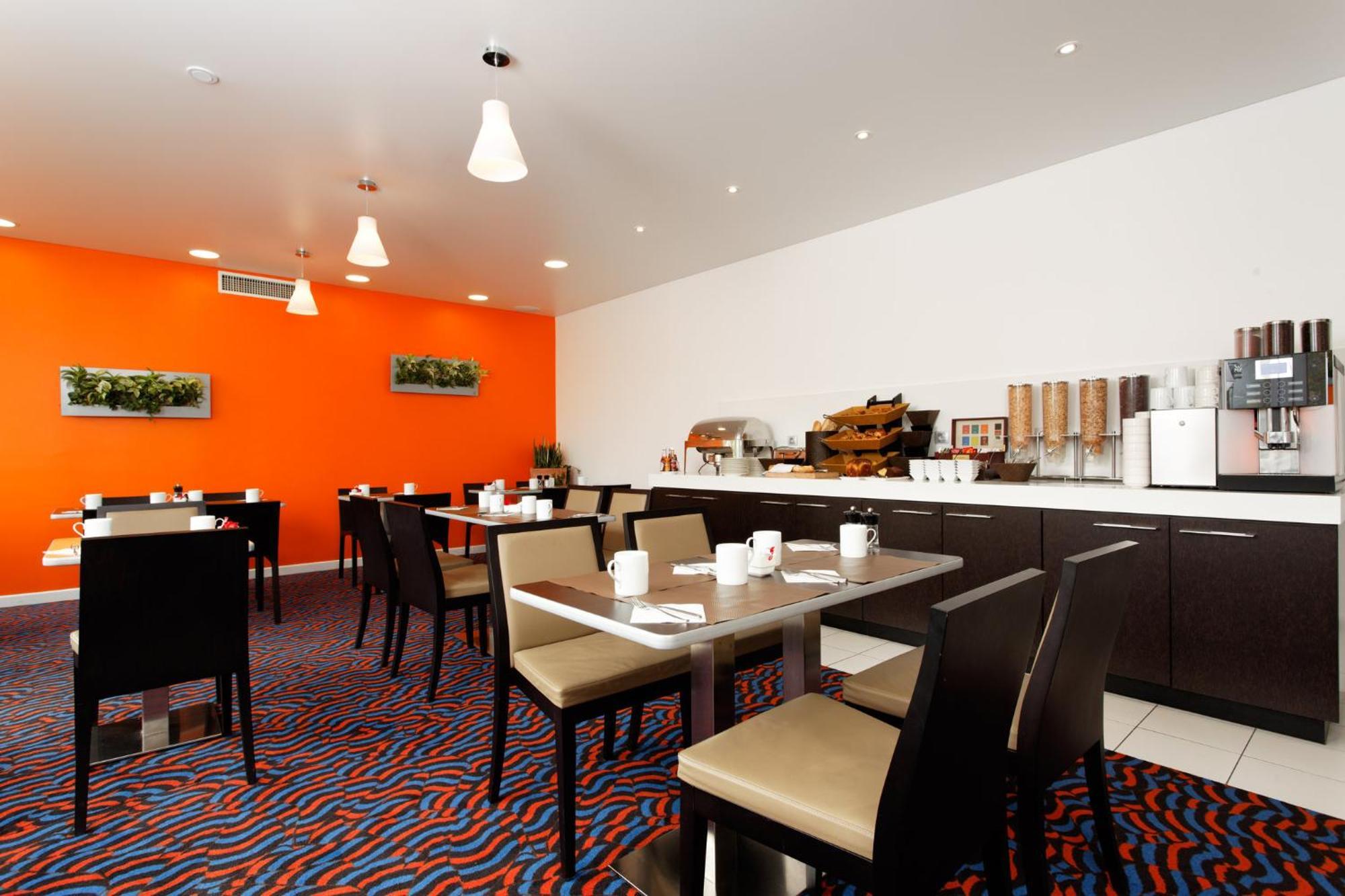 Holiday Inn Express Strasbourg - Sud By Ihg Geispolsheim Esterno foto